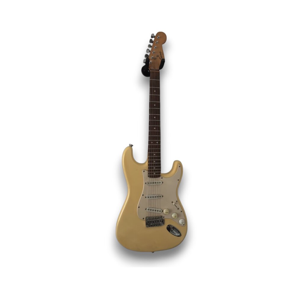 fender-squier-bullet-stratocaster-elektro-gitar-2